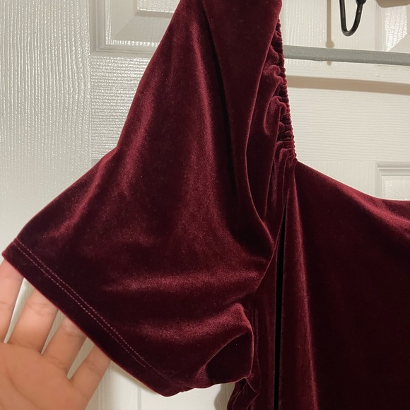 Fashion Mural Long Velvet Burgundy Dress - Picture 6 of 8